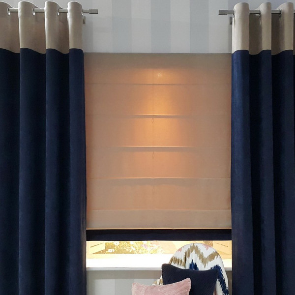 Zasłona gotowa na przelotkach  Mag 180 w rozm 135 x 250