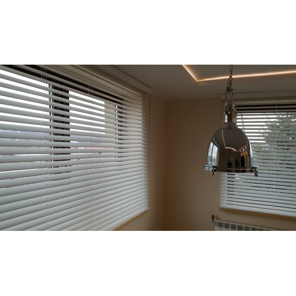 Żaluzja drewniana 50 mm rozm. 120x160 cm w kolorze brązowym