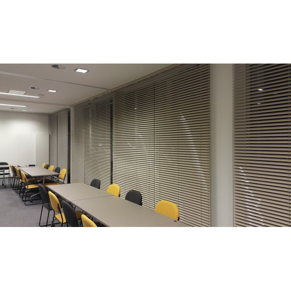 Żaluzja aluminiowa 50 mm rozm. 60x120 cm z systemem MONOCOMMANDO