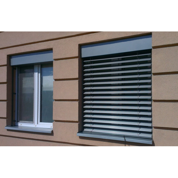 Żaluzja fasadowa Z90 z napędem elektrycznym Somfy z blendąaluminiową