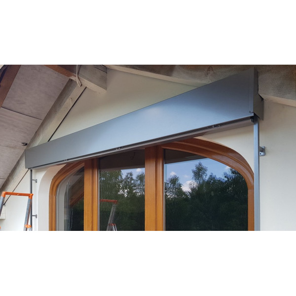 Żaluzja fasadowa Z90 z napędem elektrycznym Elero w kolorze "antracyt"