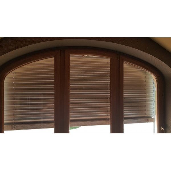 Żaluzja fasadowa Z90 z napędem elektrycznym Elero w kolorze "antracyt"