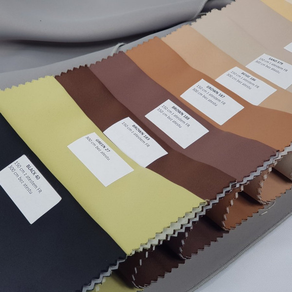 RF/LUX/150/FR Tkanina zaciemniająca gładka Blackout LUX z atestem