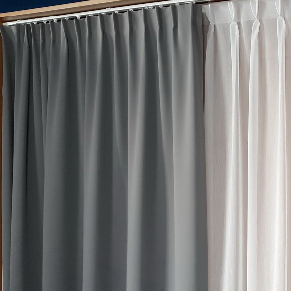 MAG 301 Zasłona Blackout w kolorze jasnoszarym na wymiar 210x240 cm