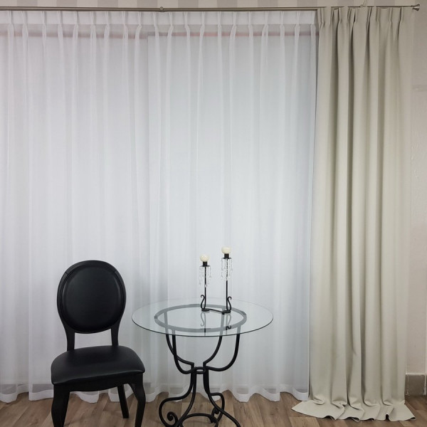 MAG 301 Zasłona Blackout w kolorze jasnoszarym na wymiar 210x240 cm