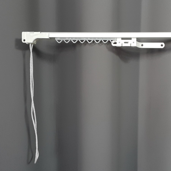 Karnisz Duo. Szyna aluminiowa z napędem sznurkowym na wymiar 320 cm