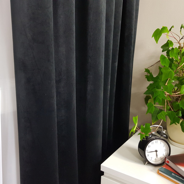 Velvet. Tkanina dekoracyjna zasłonowa o szer. 145 cm