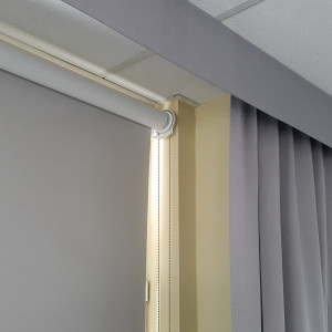 RM55 Roleta materiałowa wolnowisząca w rozm. 350x320 cm 2