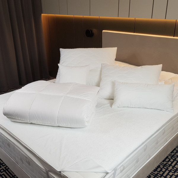 Zestaw poduszek hotelowych MICRO w rozm. 70x80 cm za 6 szt.