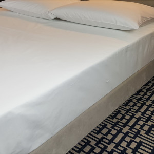 Zestaw prześcieradeł hotelowych NORIS w rozm. 200x240 cm za 10 szt.