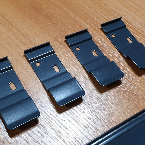 RM 45 Roleta wolnowisząca z napędem elektrycznym w rozm. 168x286 cm kol. B609 antracyt