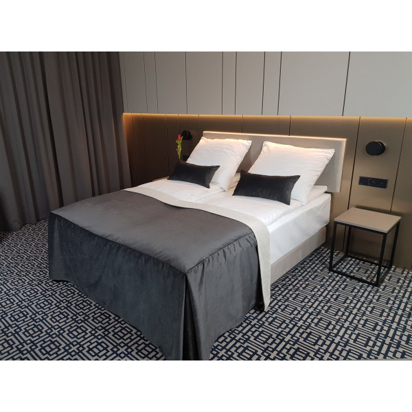 NARZ 310 Narzutka na łóżko rozm. 160x80x45 cm