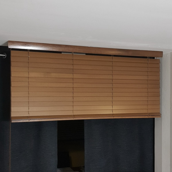 TM01 Żaluzja drewniana 50 mm w rozm. 170x160 cm z kolekcji "Classic"