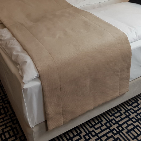 PAS 311 Pasaż na łóżko w rozm. 65x240 cm