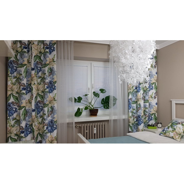 Żaluzja drewniana biała 25 mm do sypialni w rozm. 59x120 cm