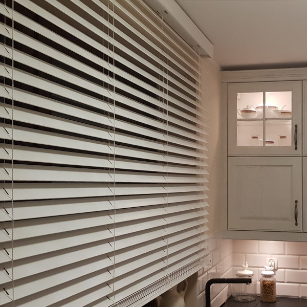 Żaluzja drewniana do kuchni, 50 mm w rozm. 60x140 cm - MODERN