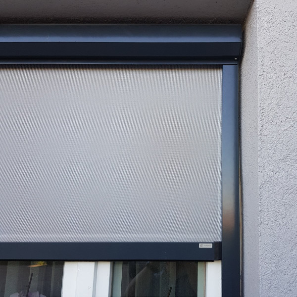 Roleta zewnętrzna screen SK45 w rozm. 120x140 cm napęd elektryczny