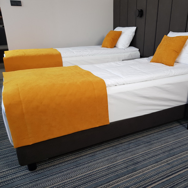 Narzutka szal na łóżko PAS 316 w rozm. 65x170 cm za 10 szt.