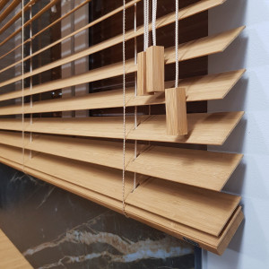 Żaluzja bambusowa 50 mm do kuchni w rozm. 120 x 156 cm 2