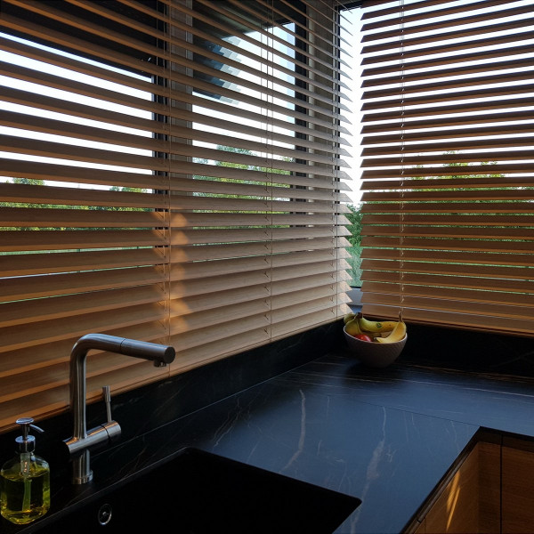 Żaluzja bambusowa 50 mm do kuchni w rozm. 120 x 156 cm