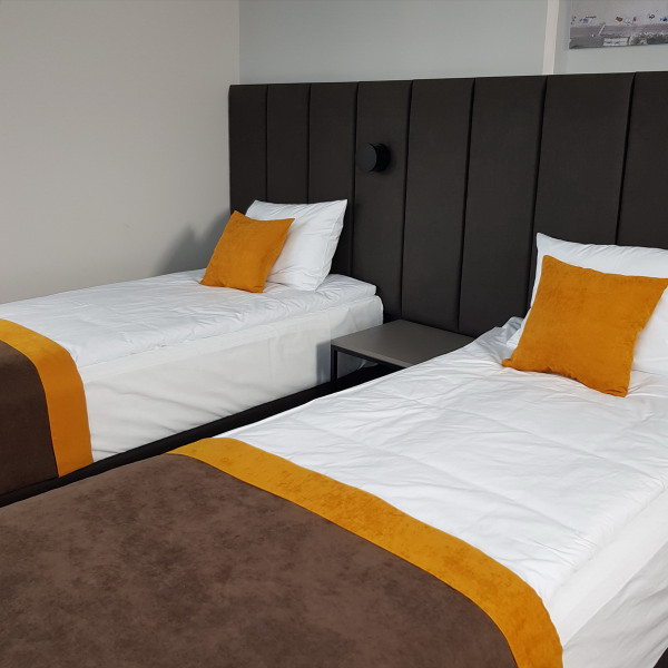 Szal hotelowy na łóżko PAS 338 w rozm. 80x140 cm za 30 szt.