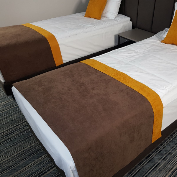 Szal hotelowy na łóżko PAS 338 w rozm. 80x140 cm za 30 szt.