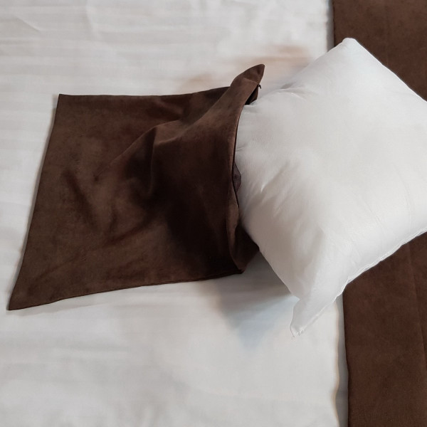 Wkład do poduszki ozdobnej rozm. 40x40 cm za 10 szt.