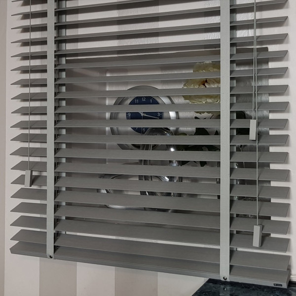 Żaluzje drewniane 50 mm na wymiar 100x150 cm Natural