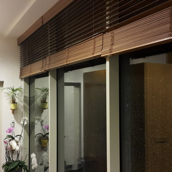 Żaluzje drewniane szerokie 50 mm w rozm. 220x300 cm