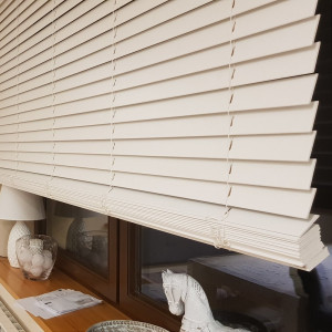 Żaluzje drewniane białe szerokie 180x160 cm Modern 50 mm 2