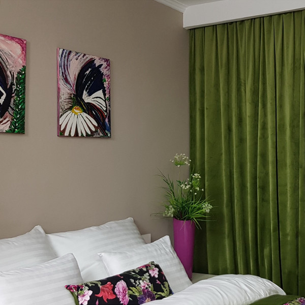 Zasłona hotelowa zaciemniająca w rozm. 95x245 cm SKY113/1