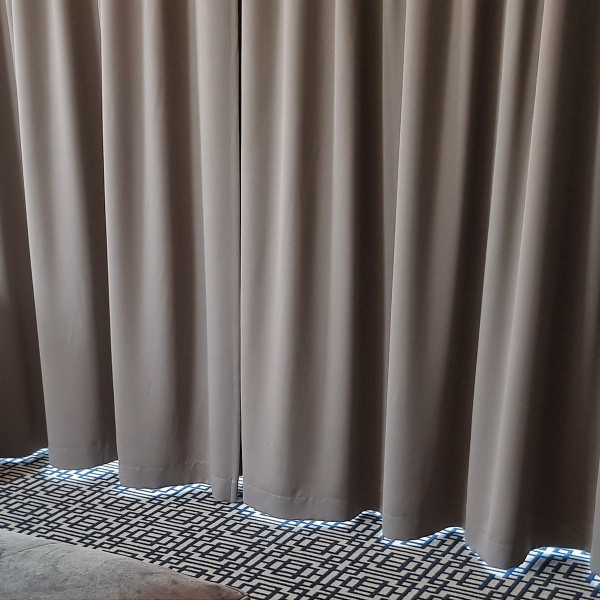 Zasłona do pokoju hotelowego rozm. 140x250 cm SKY101/2/FR