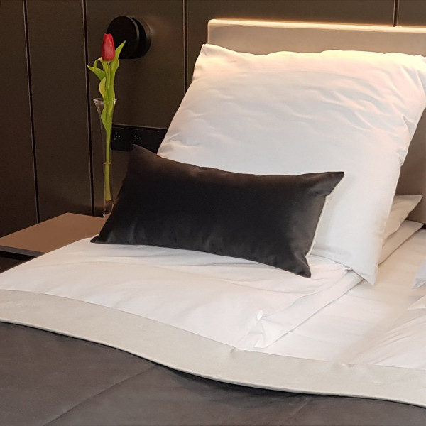 Ozdobne poszewki na poduszki 30x60 cm SKY114/1 za 30 szt.