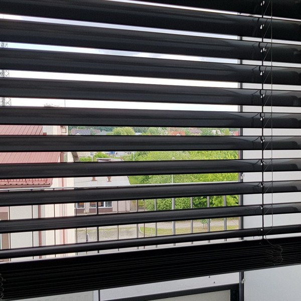 Żaluzja fasadowa zewnętrzna C80 szer. 80x160 cm