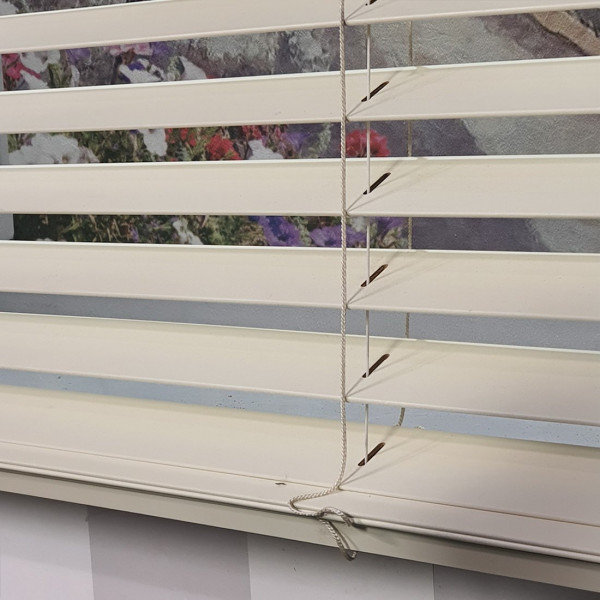 Żaluzja drewniana kremowa 50mm w rozm. 190x170 cm AN_21_50