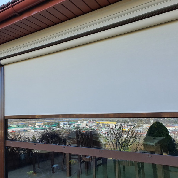 Roleta screen zewnętrzna na wymiar 380x220 cm SK 45/105