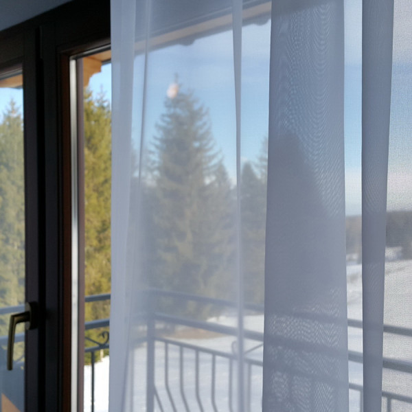 Biały Woal trudnopalny z ołowianką FRE  wys. 300 cm